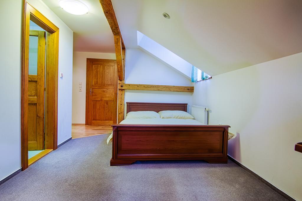 Apartmany Centrum With Garage Rokytnice nad Jizerou Bilik gambar